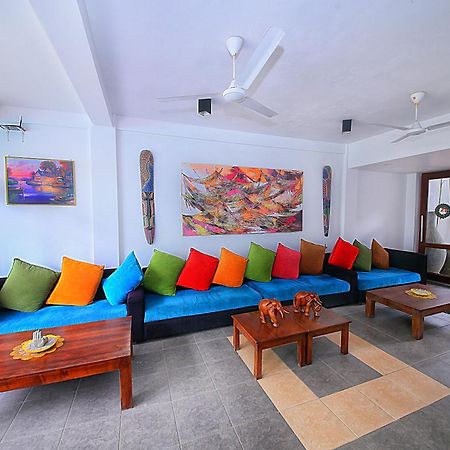 Rockside Beach Resort Бентота Екстериор снимка