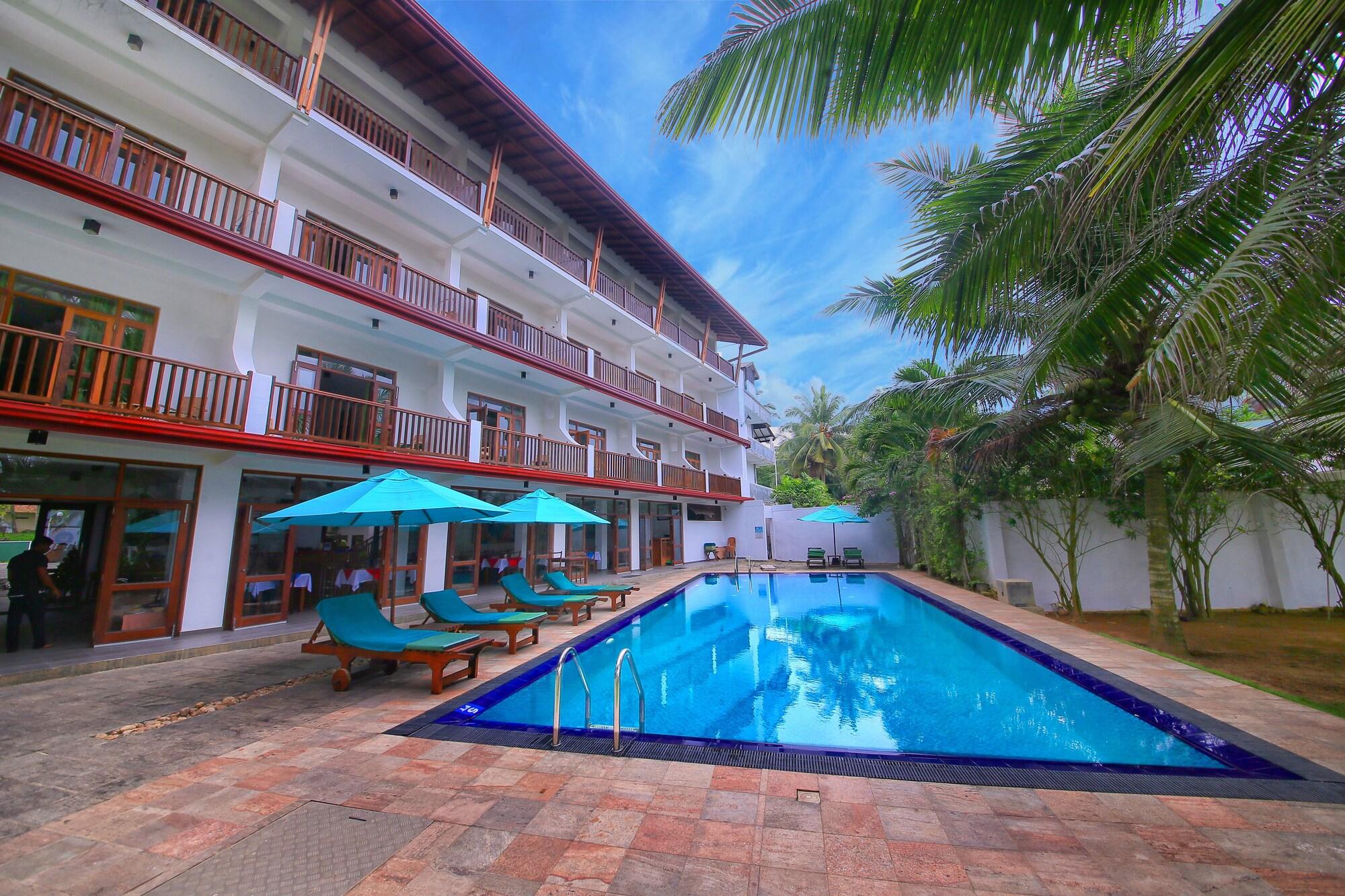 Rockside Beach Resort Бентота Екстериор снимка