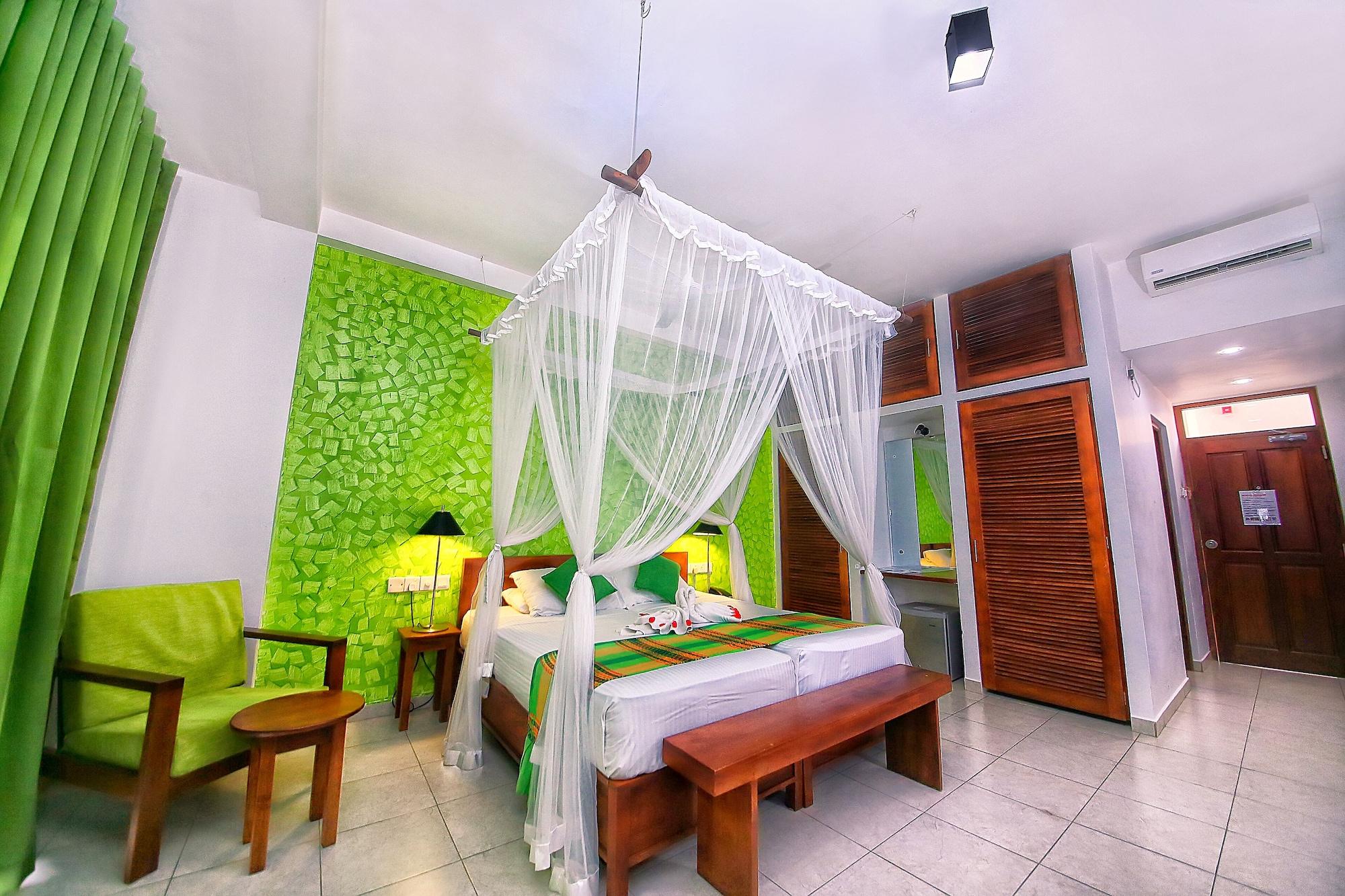 Rockside Beach Resort Бентота Екстериор снимка
