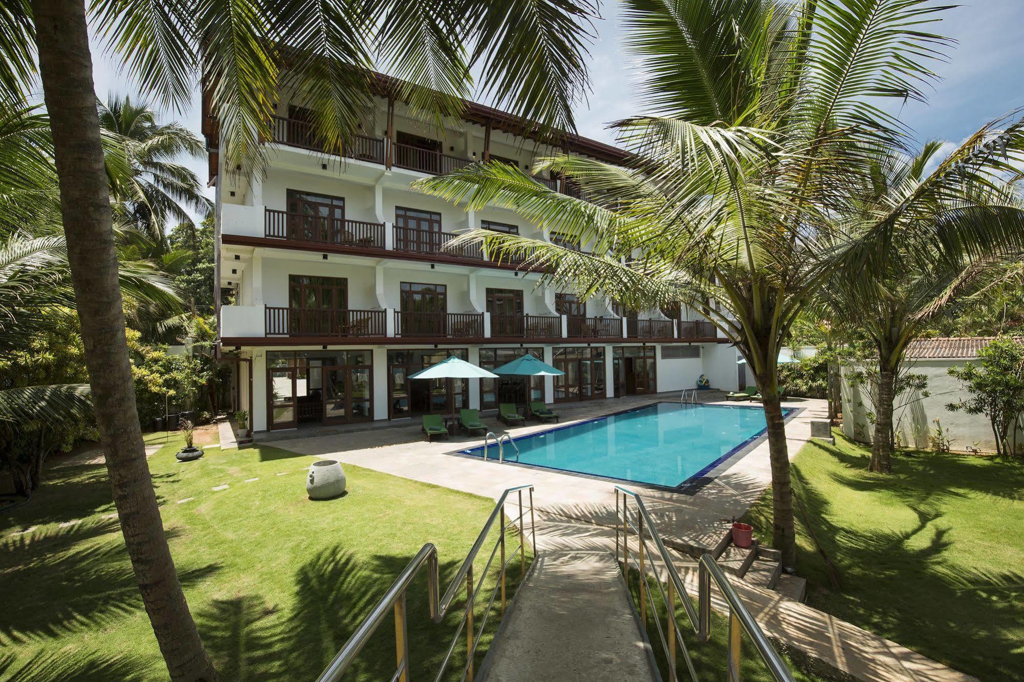 Rockside Beach Resort Бентота Екстериор снимка