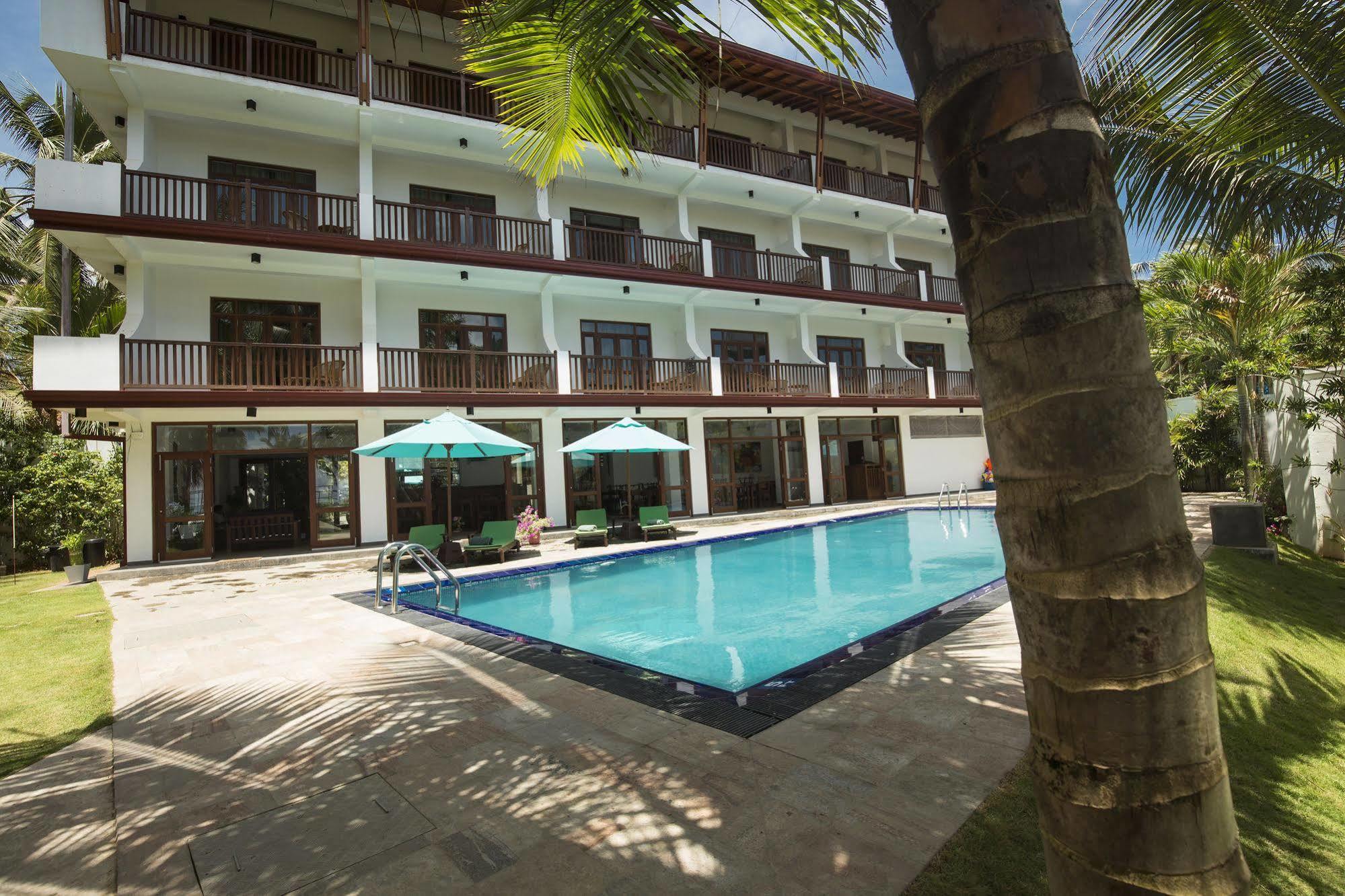 Rockside Beach Resort Бентота Екстериор снимка