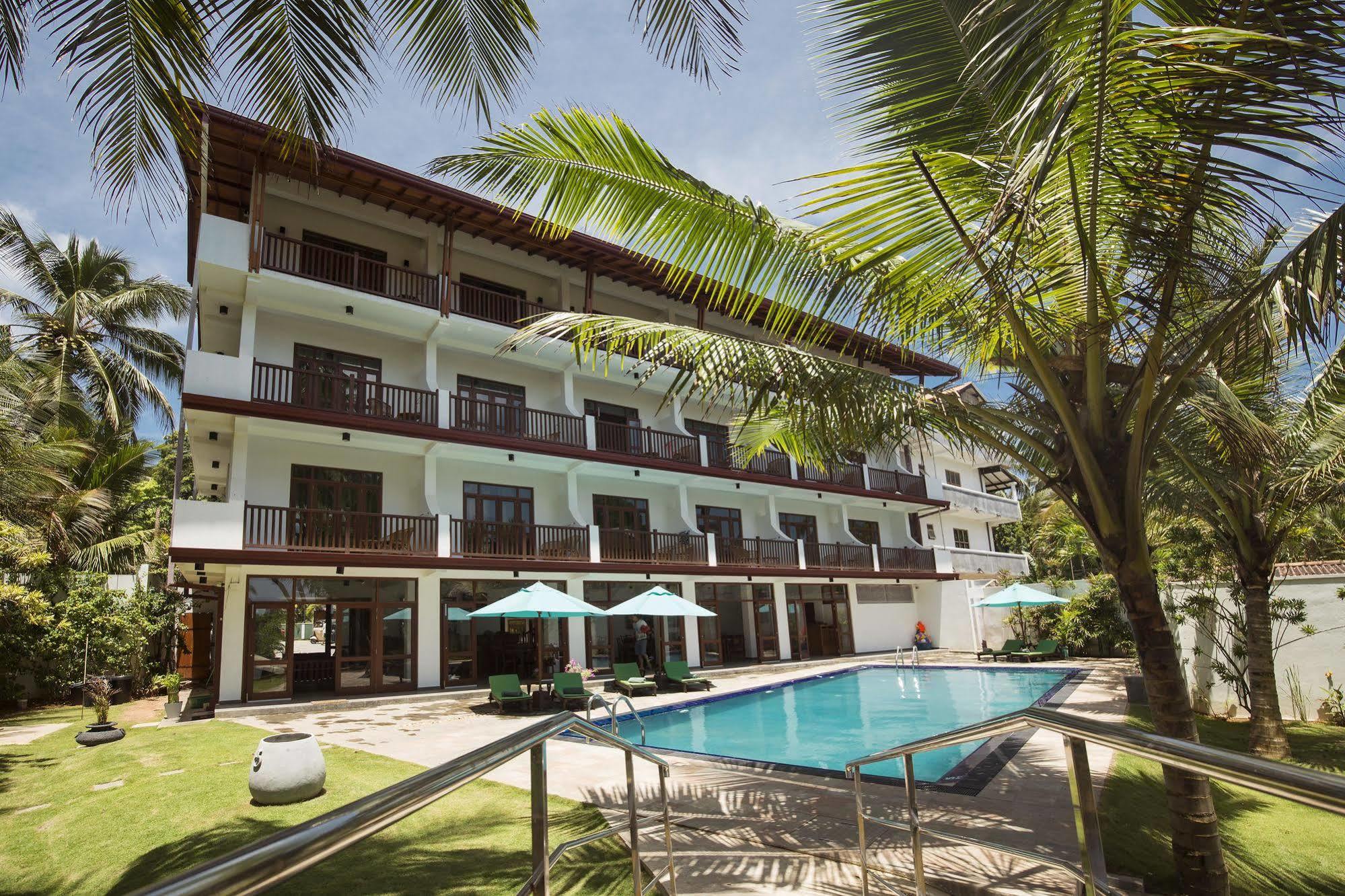 Rockside Beach Resort Бентота Екстериор снимка